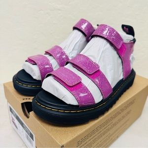 Dr. Martens Kids Pink Glitter Triple-Strap Sandals